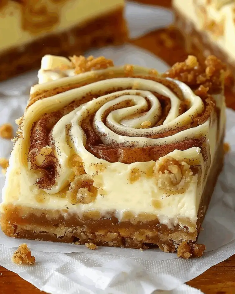 Cinnamon Roll Cheesecake Bars