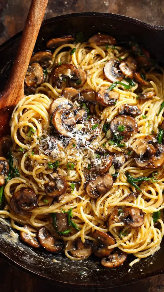 20 Minute Creamy Miso Mushroom Pasta
