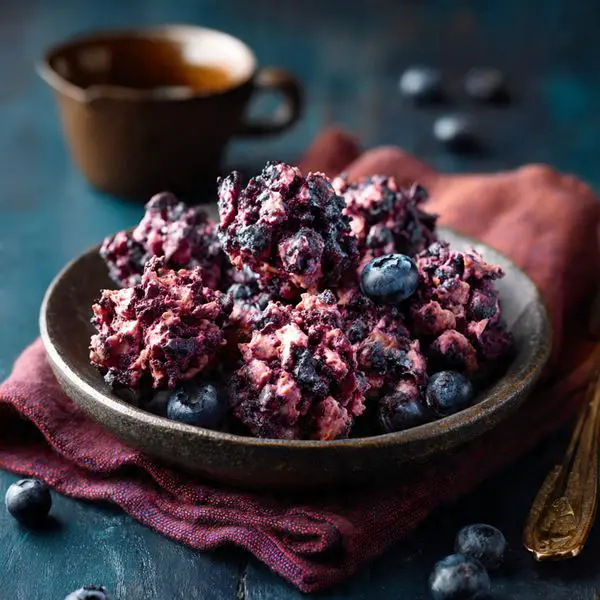 Frozen Blueberry Greek Yogurt Clusters
