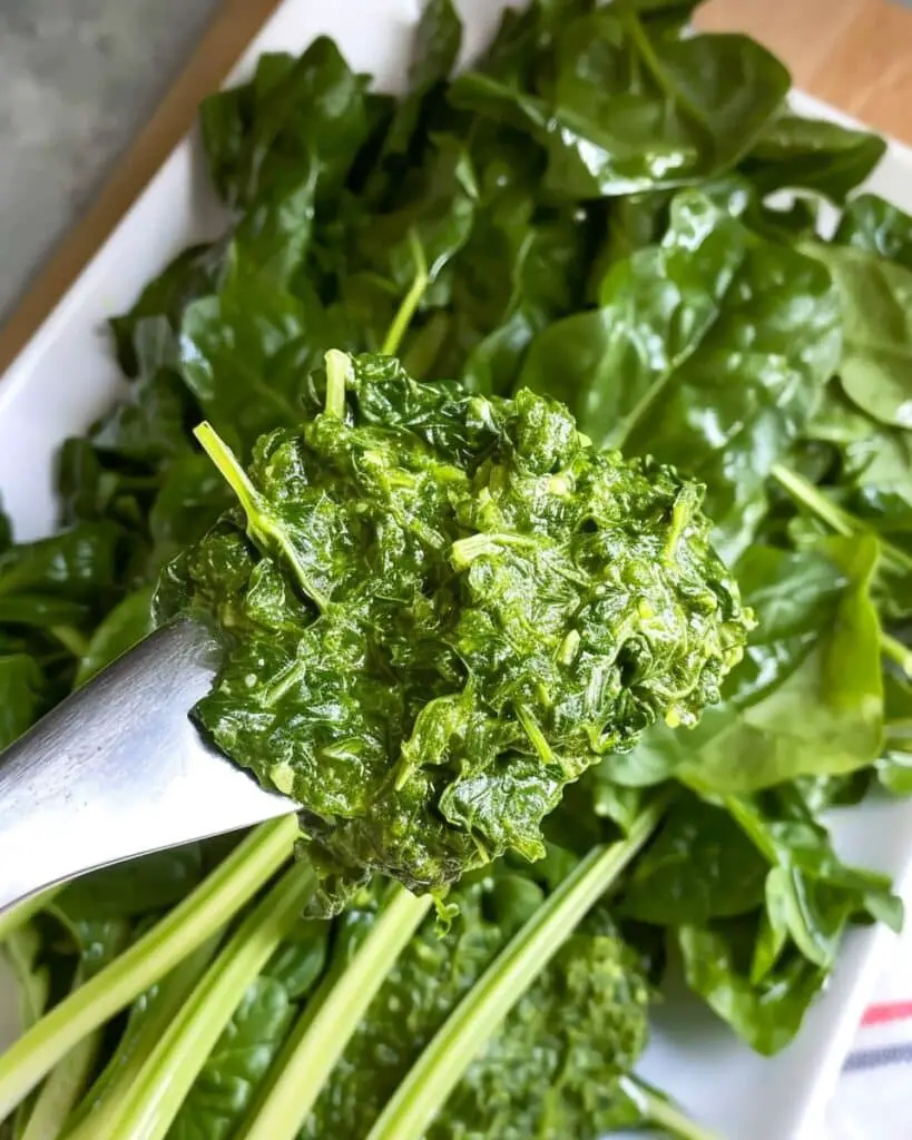 Sigeumchi-Namul (Korean Spinach Side Dish)